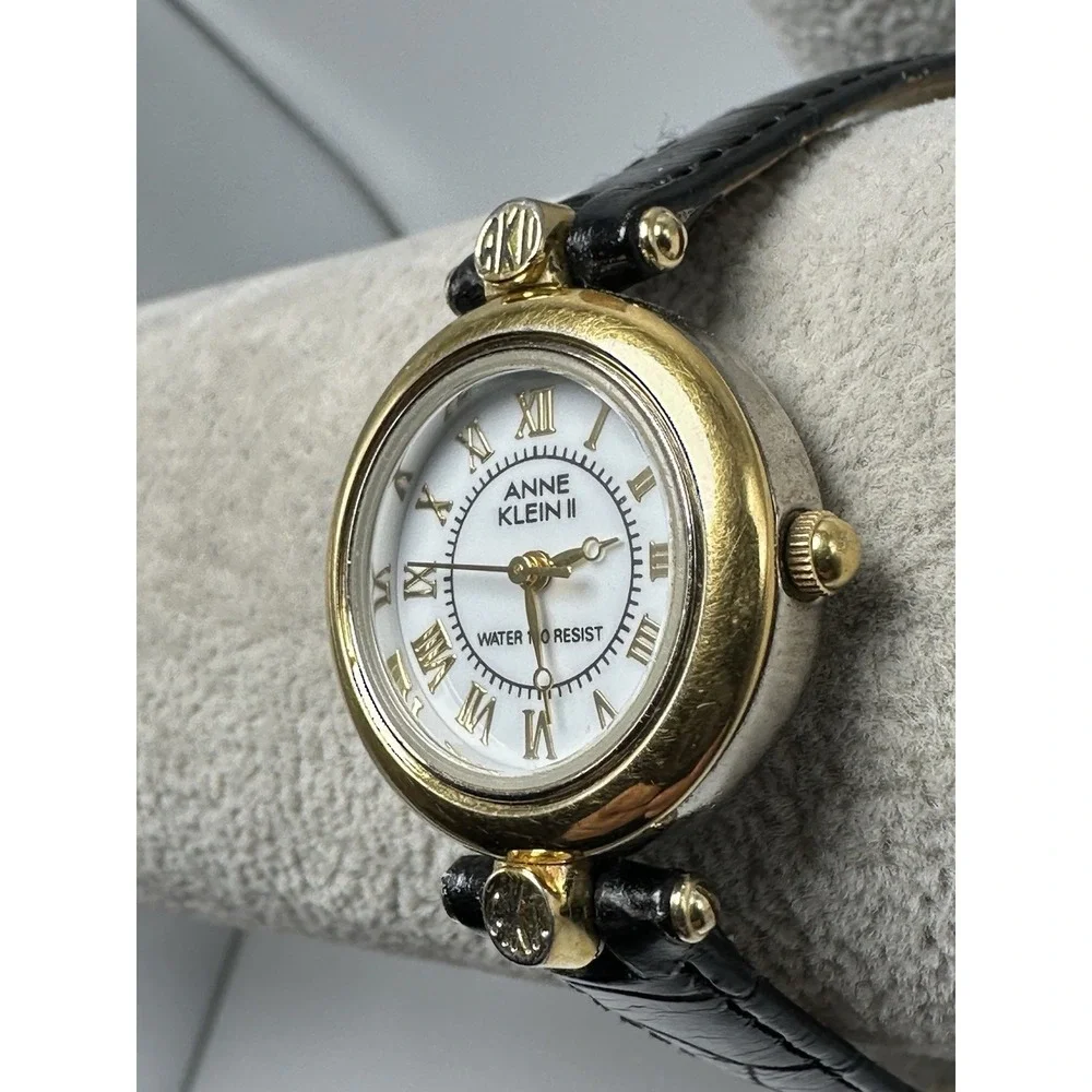 Anne Klein it has